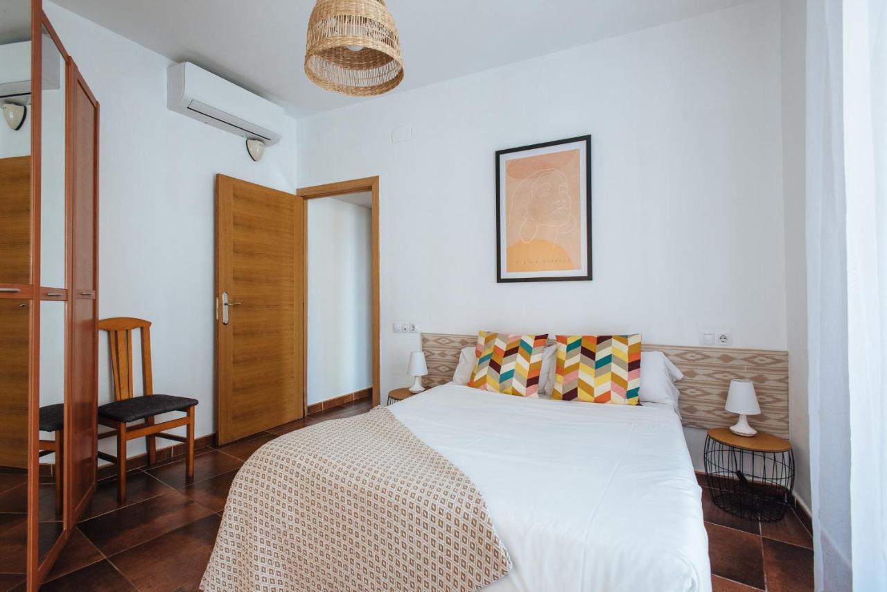 Homeyseville- Bright Apartment At Santa Cruz 6 Pax, Parking Optional Exterior photo